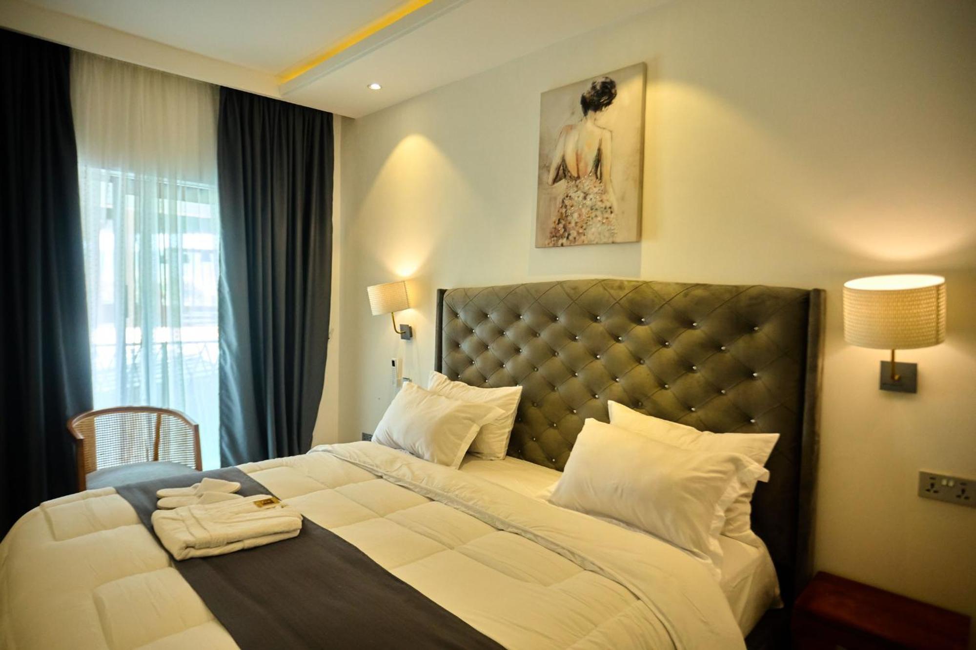 Aiden Homes And Apartments Hotel Koforidua المظهر الخارجي الصورة