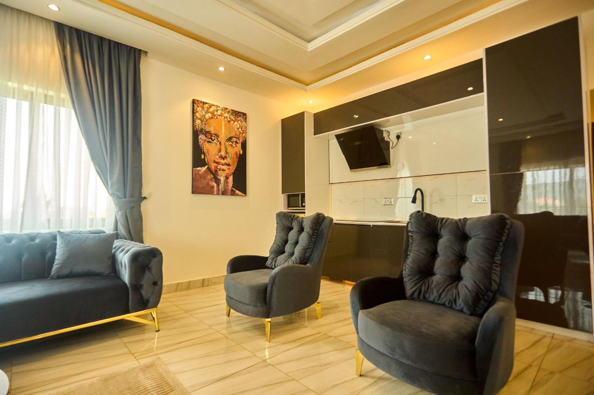 Aiden Homes And Apartments Hotel Koforidua المظهر الخارجي الصورة