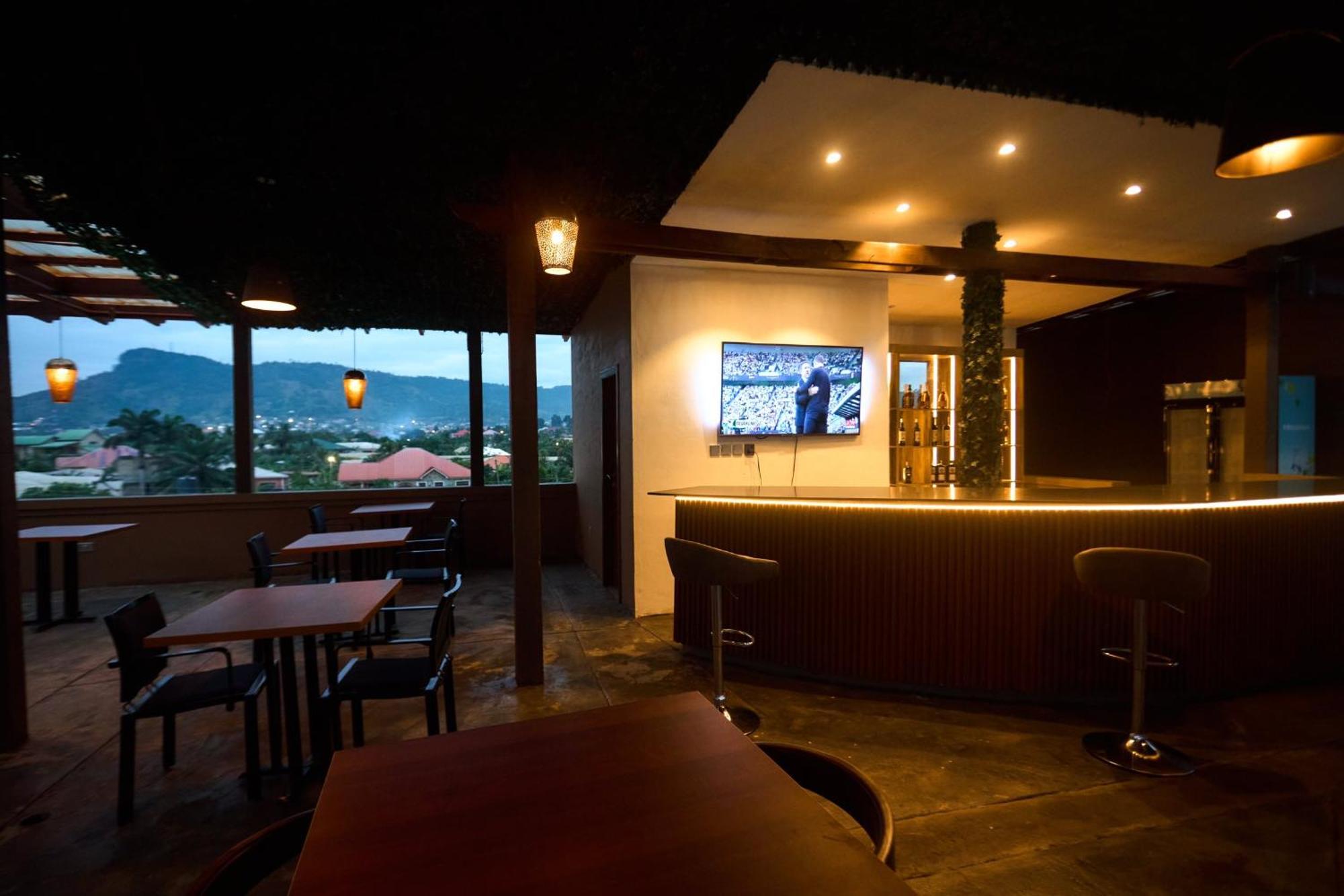 Aiden Homes And Apartments Hotel Koforidua المظهر الخارجي الصورة