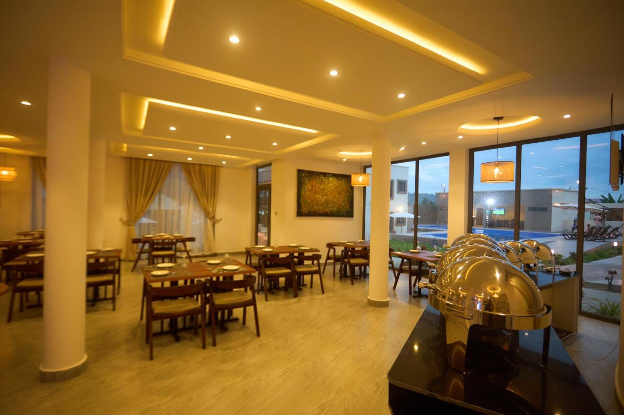 Aiden Homes And Apartments Hotel Koforidua المظهر الخارجي الصورة