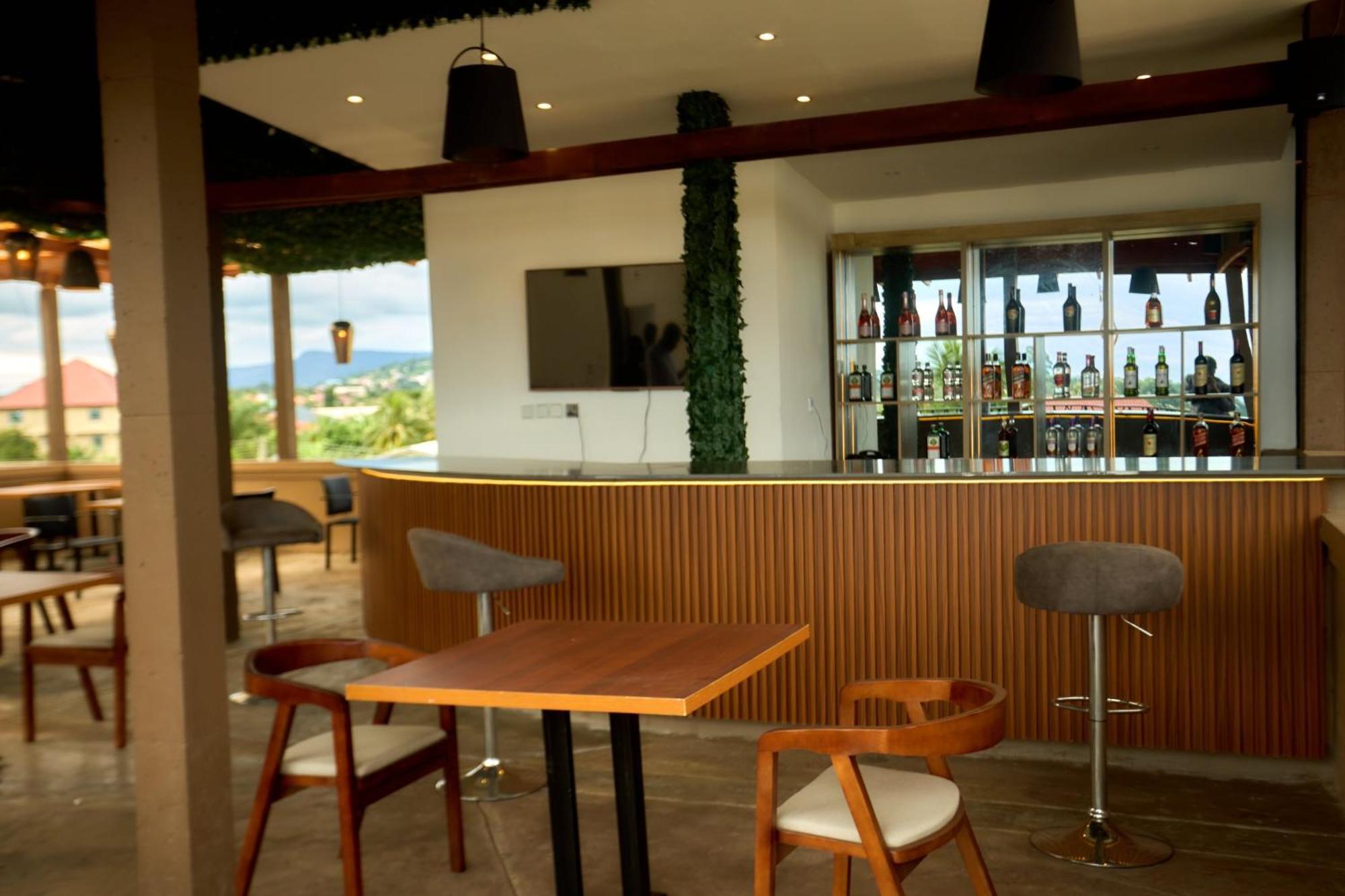 Aiden Homes And Apartments Hotel Koforidua المظهر الخارجي الصورة