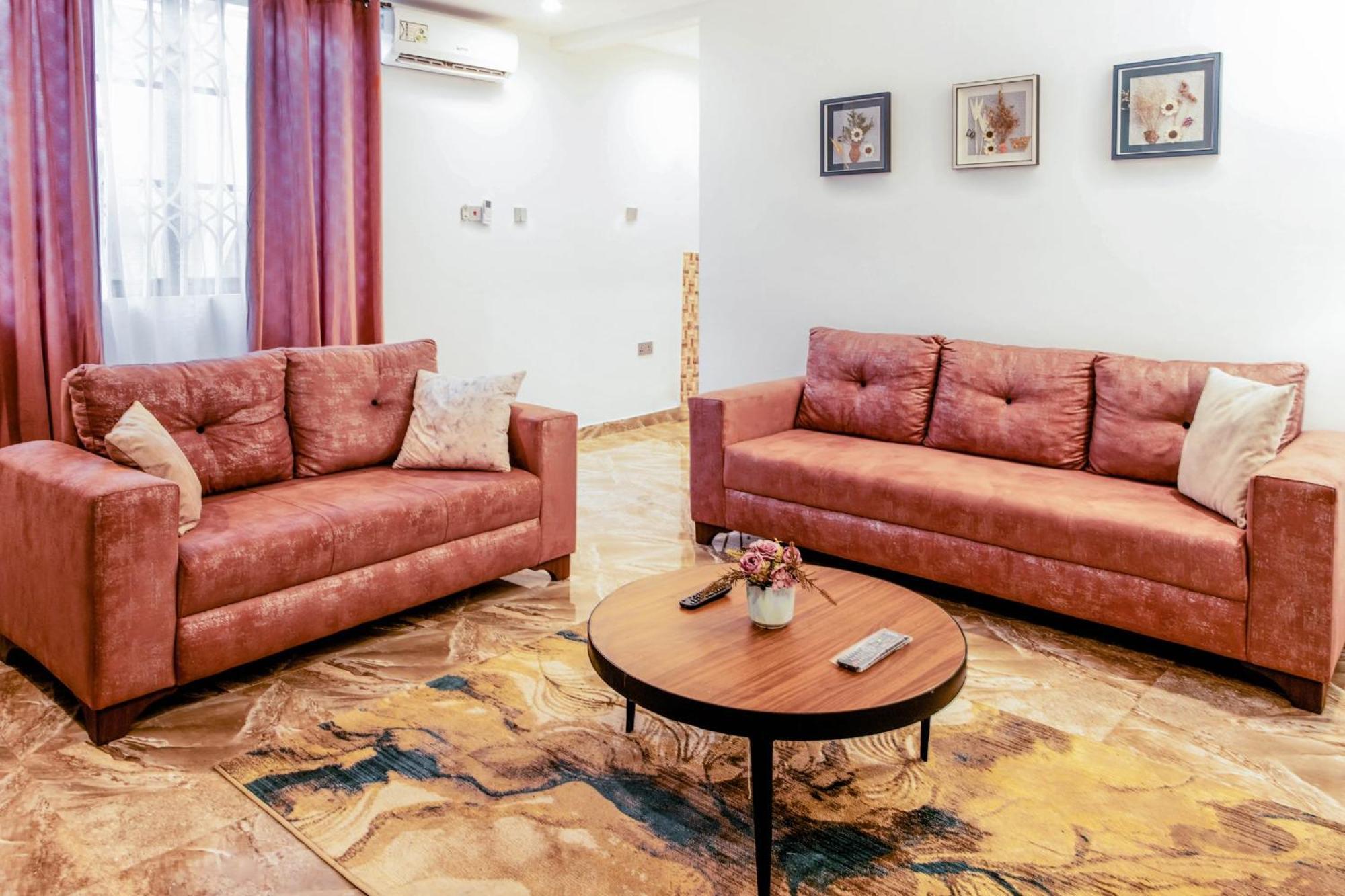Aiden Homes And Apartments Hotel Koforidua المظهر الخارجي الصورة