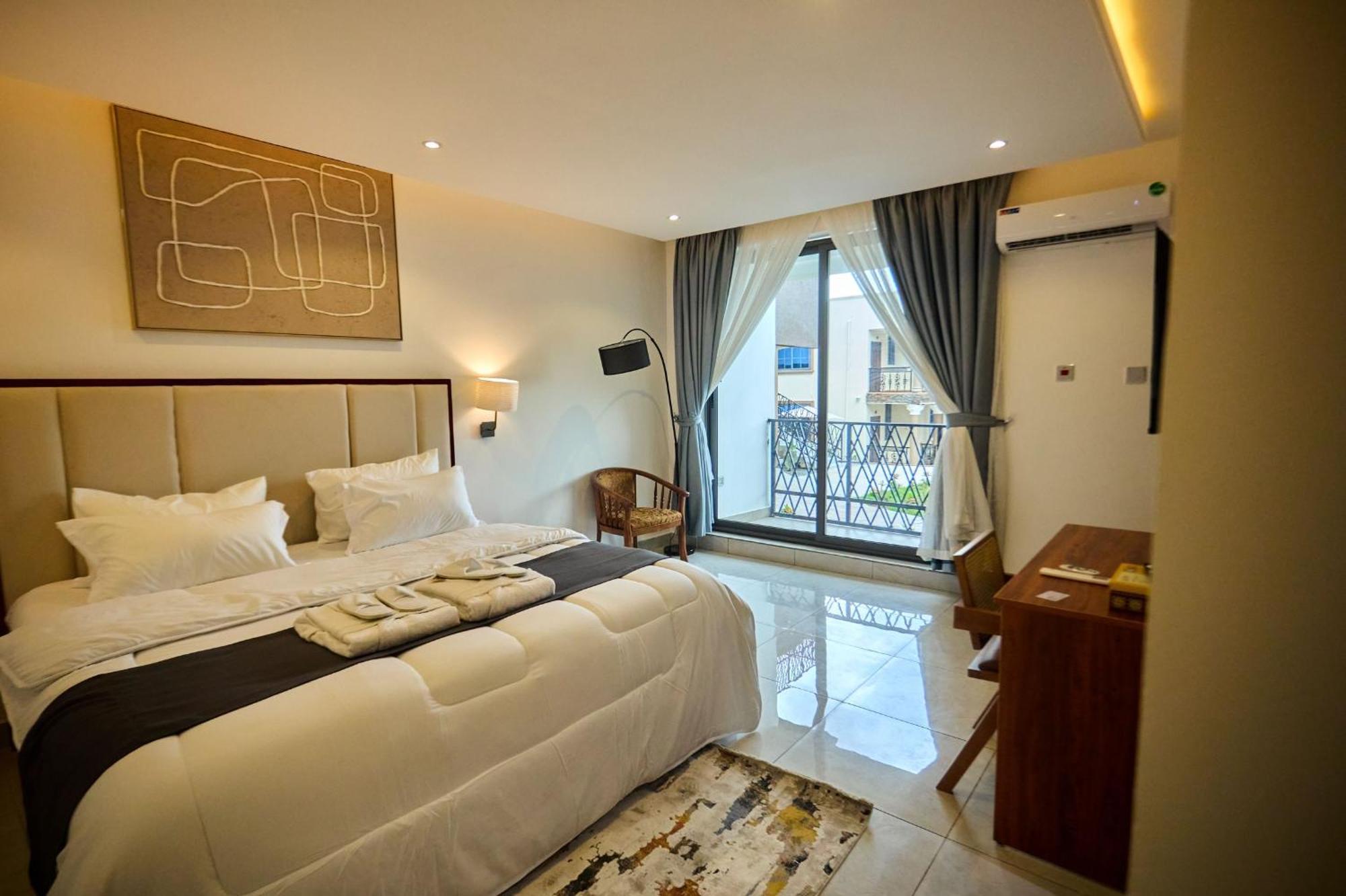 Aiden Homes And Apartments Hotel Koforidua المظهر الخارجي الصورة